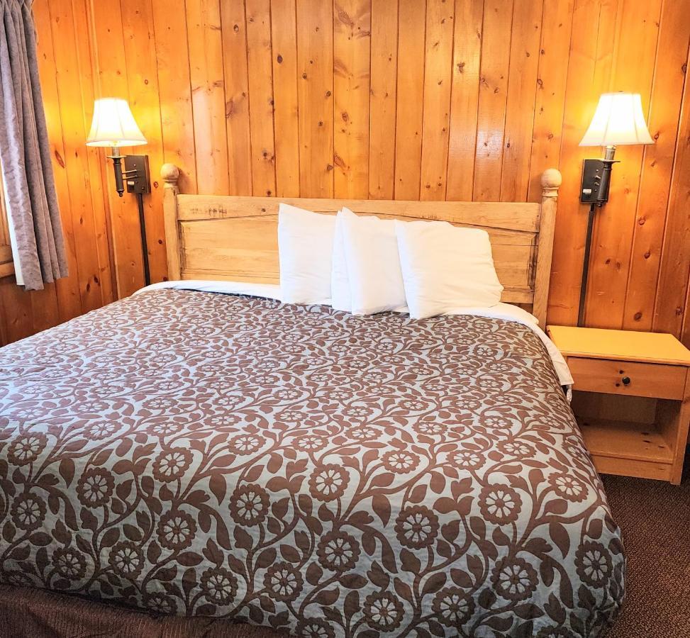 Canyon Motel Near Rocky Mountain National Park Hot Sulphur Springs Bagian luar foto