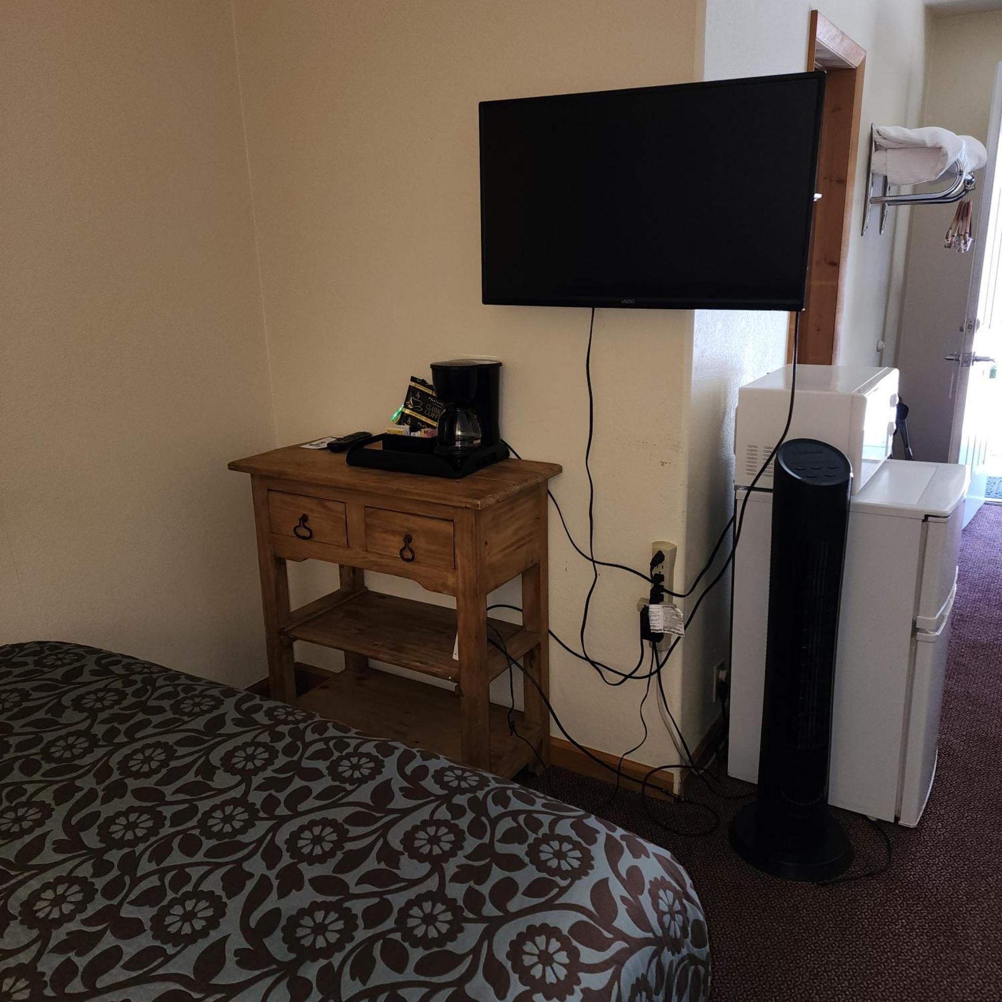 Canyon Motel Near Rocky Mountain National Park Hot Sulphur Springs Bagian luar foto