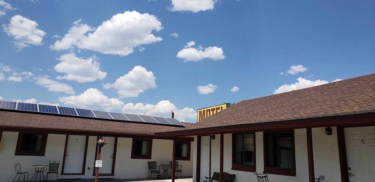 Canyon Motel Near Rocky Mountain National Park Hot Sulphur Springs Bagian luar foto